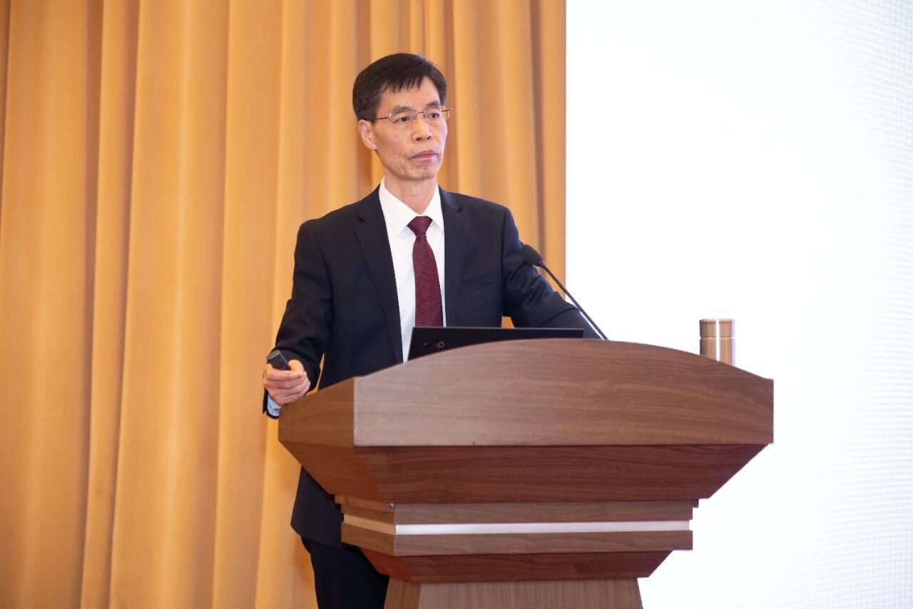 第二届京津冀砂石行业发展大会暨河北省砂石协会第一届第四次会员代表大会在石家庄举行