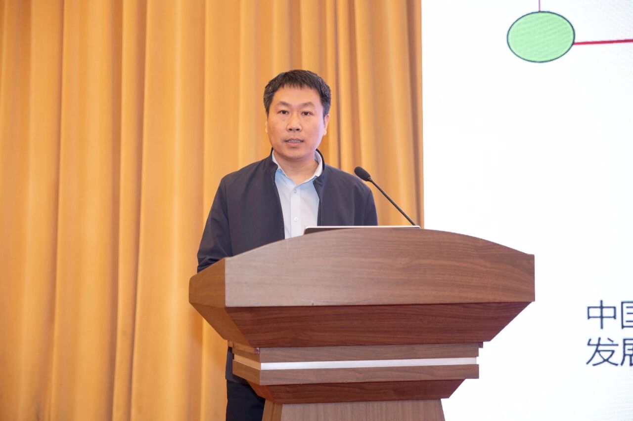 第二届京津冀砂石行业发展大会暨河北省砂石协会第一届第四次会员代表大会在石家庄举行