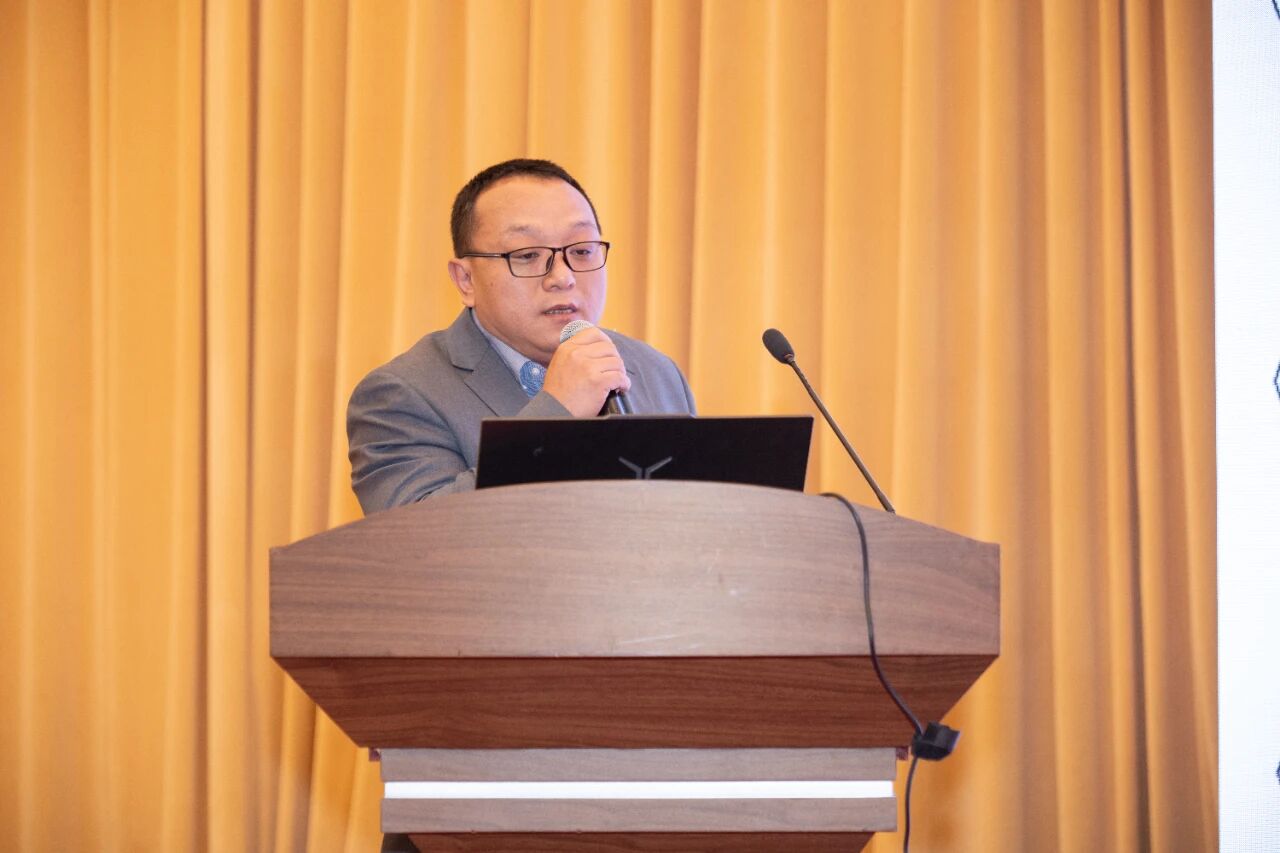 第二届京津冀砂石行业发展大会暨河北省砂石协会第一届第四次会员代表大会在石家庄举行