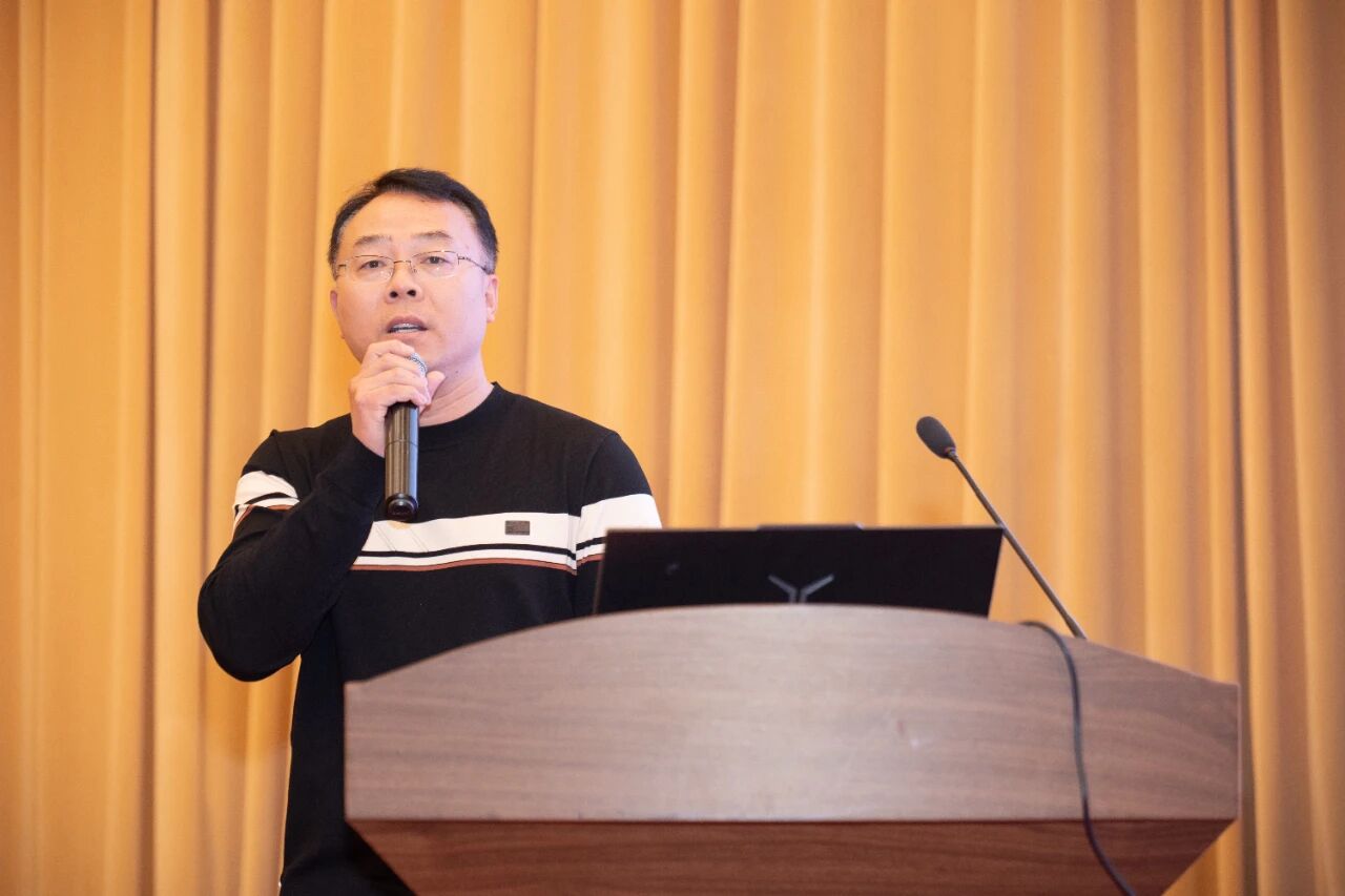 第二届京津冀砂石行业发展大会暨河北省砂石协会第一届第四次会员代表大会在石家庄举行